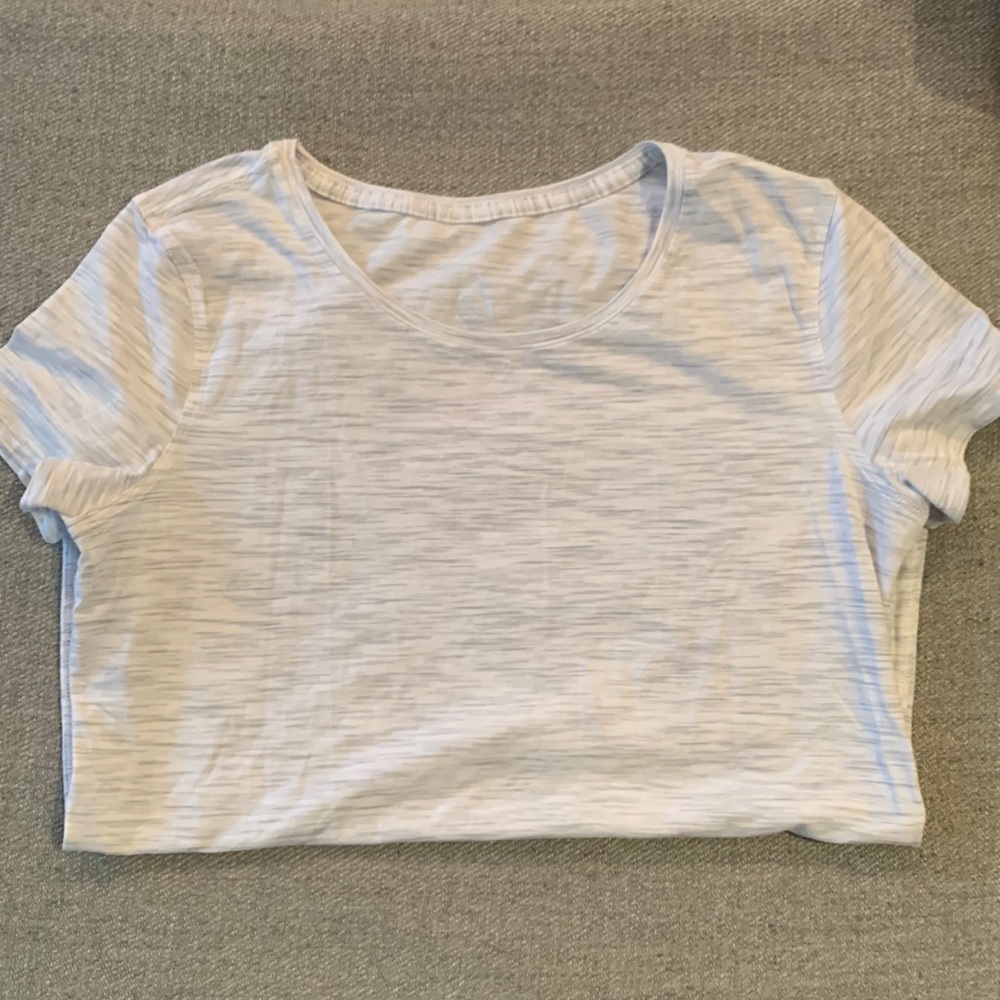 Lululemon white/grey T-shirt